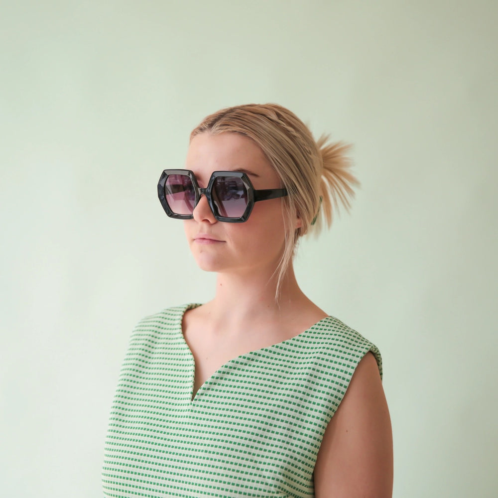Iris Adult Sunglasses | Black