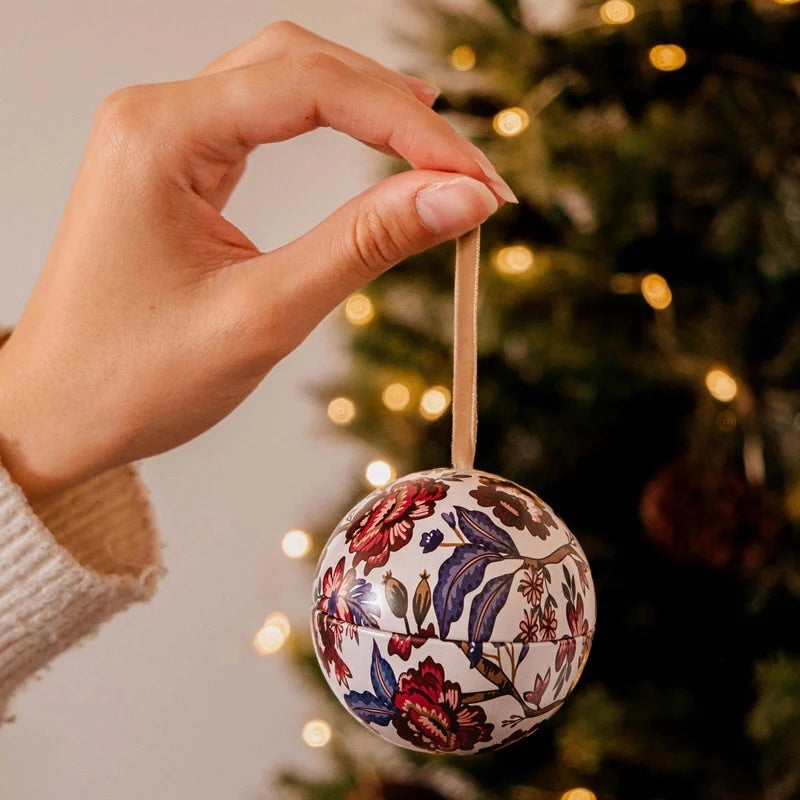 Christmas Ornament Candle