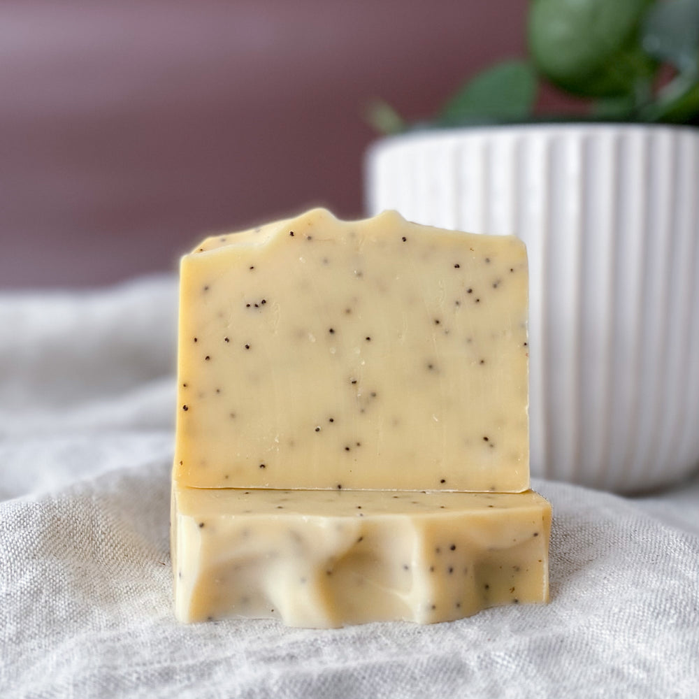 LEMON POPPYSEED - Natural Soap
